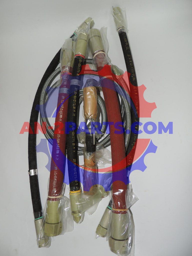 Zestaw elastycznych przewodów, Flexible hoses set